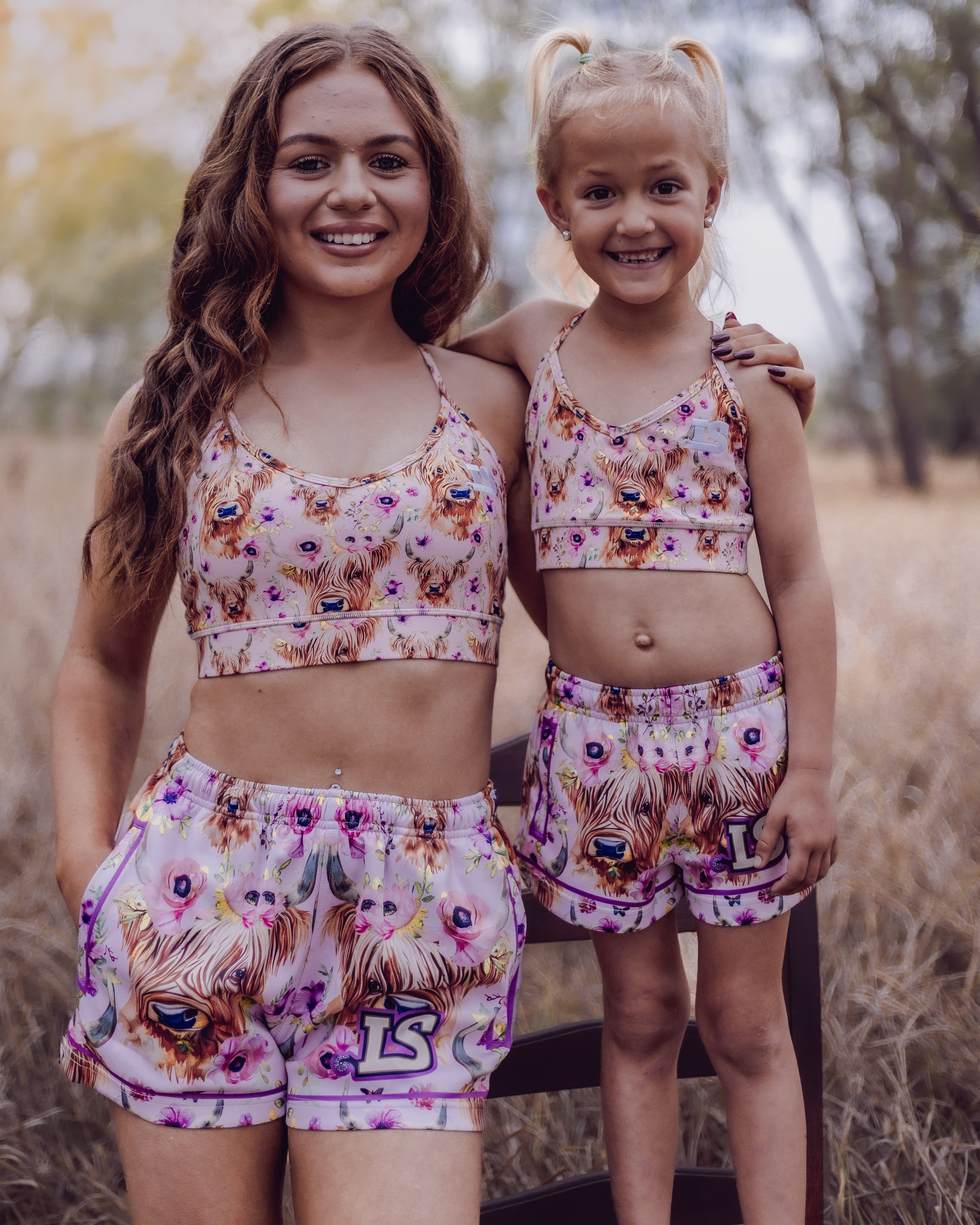Highland Steer Sports Crop