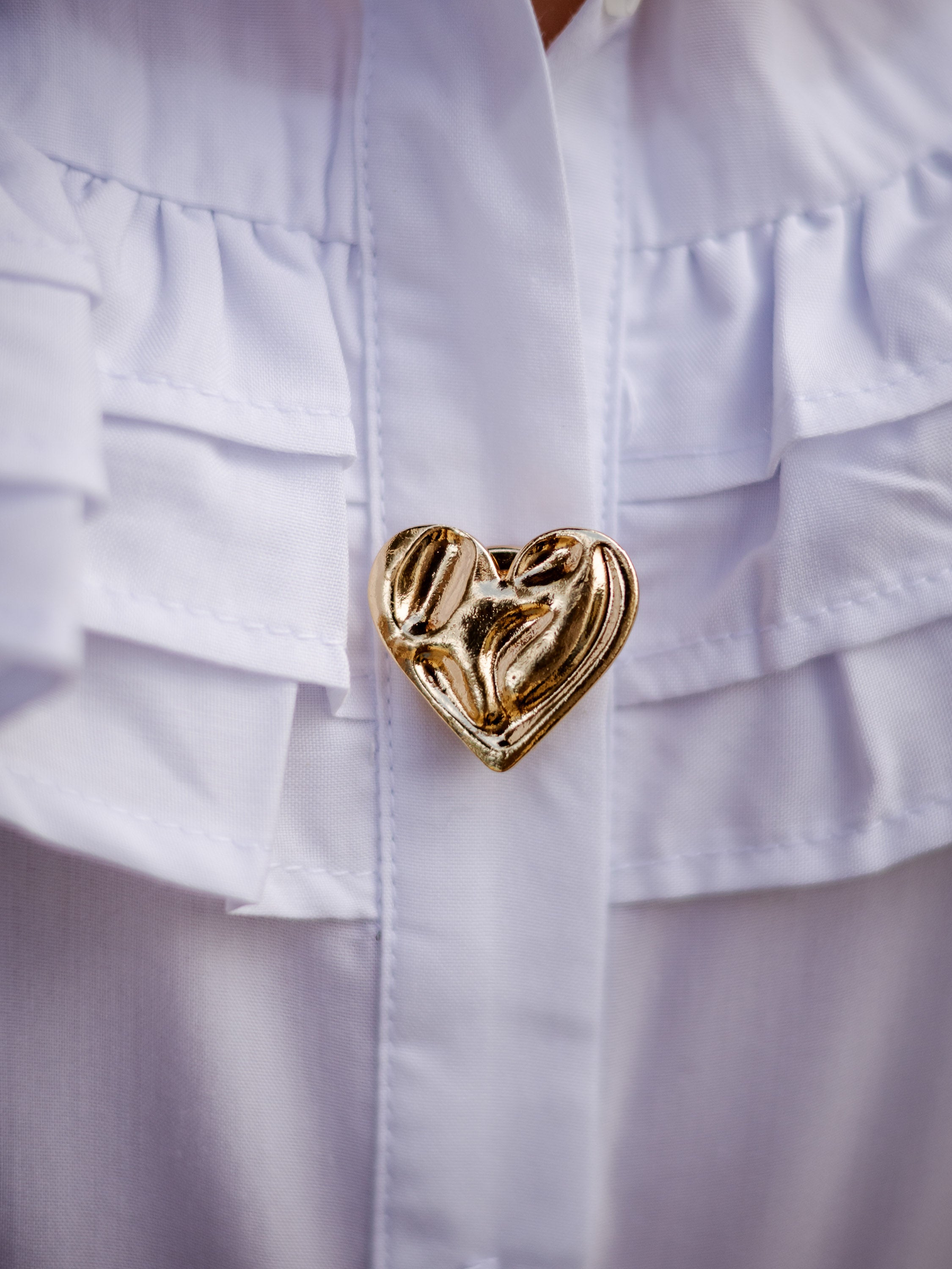 Sweetheart Button Covers - Gold Bow