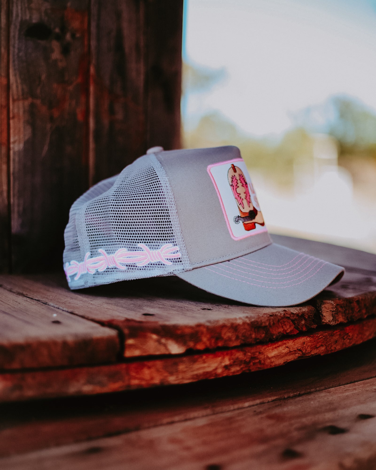 Little Spurs & Co - Grey Cap